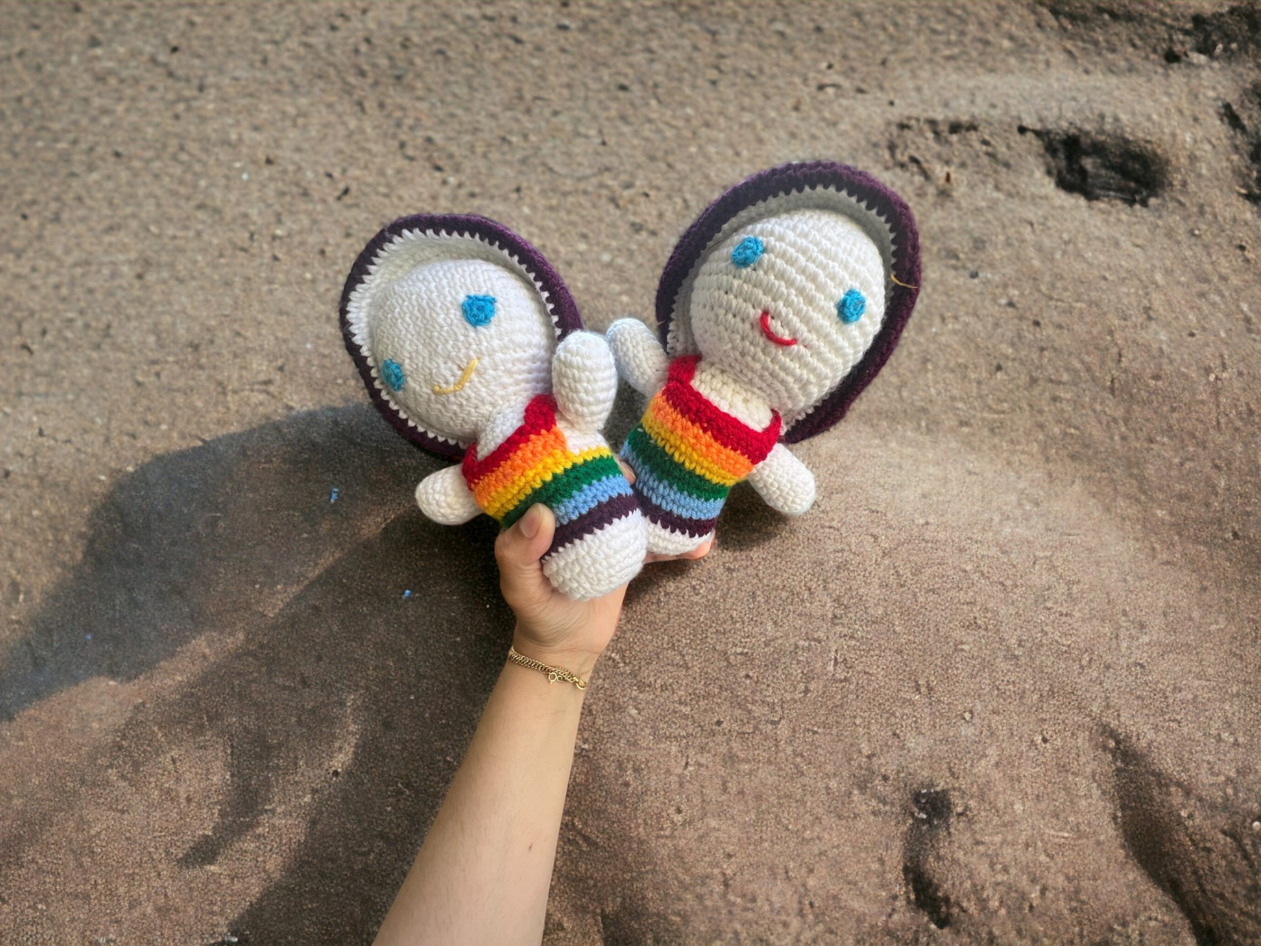 T_05_D_Rainbow_ Twins