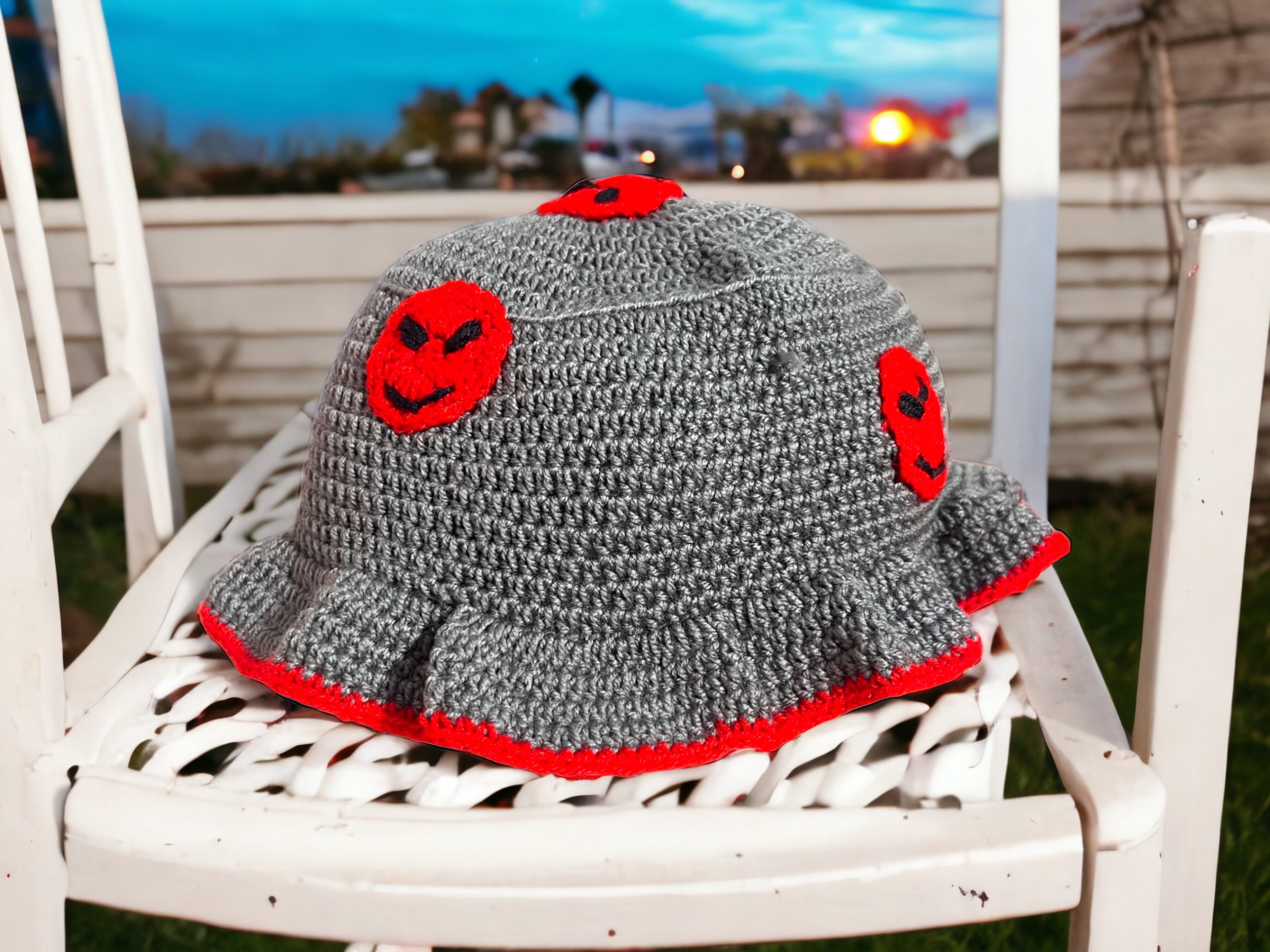 C_29_C_Scary_ Face_Bucket_Hat